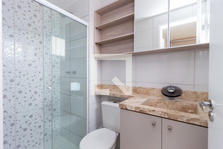 Banheiro de apartamento para alugar com 1 quarto, 33m² em Brás, São Paulo