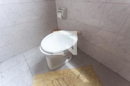 Casa à venda com 360m², 3 quartos e 5 vagasBanheiro de serviço