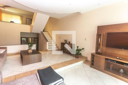 Sala de estar de casa à venda com 3 quartos, 360m² em Nova Petrópolis, São Bernardo do Campo