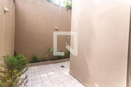 Casa à venda com 360m², 3 quartos e 5 vagasQuintal