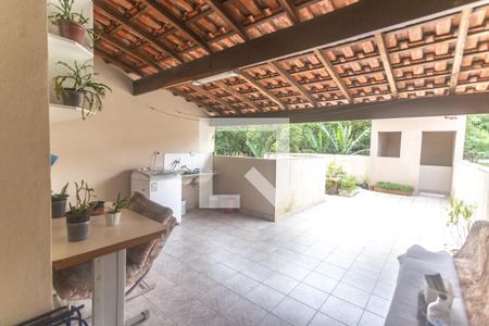 Casa à venda com 360m², 3 quartos e 5 vagasÁrea de serviço