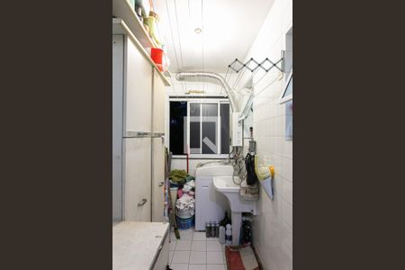 Apartamento à venda com 64m², 3 quartos e 1 vagaÁrea de Serviço