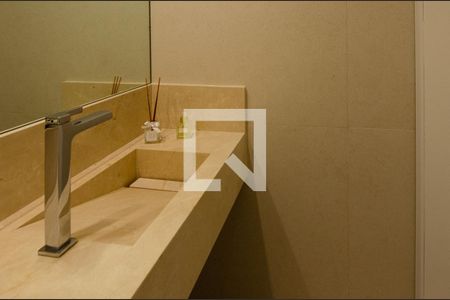 Casa para alugar com 234m², 4 quartos e 1 vagaLavabo