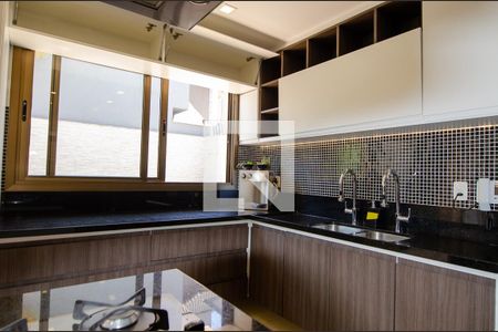 Casa para alugar com 234m², 4 quartos e 1 vagaCozinha