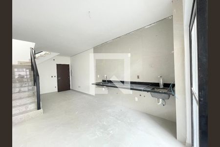 Sala / Cozinha de apartamento à venda com 3 quartos, 160m² em Cabral, Contagem