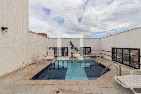 Apartamento para alugar com 40m², 1 quarto e 1 vagaPiscina