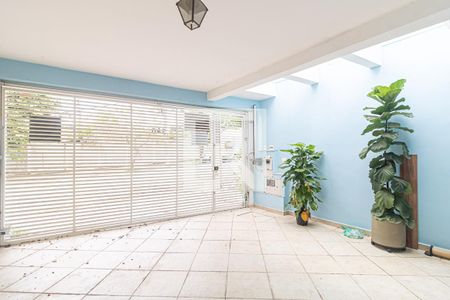 Casa à venda com 160m², 4 quartos e 2 vagasGaragem