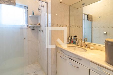 Casa à venda com 160m², 4 quartos e 2 vagasBanheiro do Quarto 1