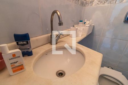 Casa à venda com 160m², 4 quartos e 2 vagasLavabo