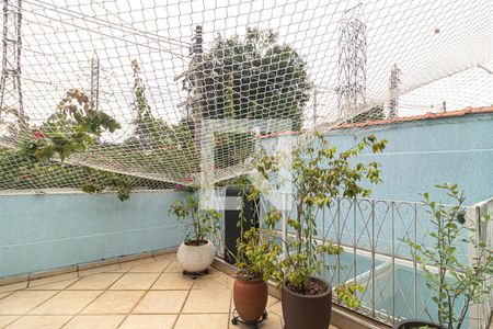 Casa à venda com 160m², 4 quartos e 2 vagasVaranda do quarto 1