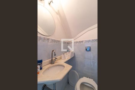 Casa à venda com 160m², 4 quartos e 2 vagasLavabo