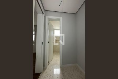Apartamento à venda com 135m², 3 quartos e 3 vagasBanheiro da Suíte 1