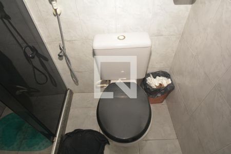 Casa de condomínio à venda com 300m², 2 quartos e sem vagaBanheiro da Suíte 1