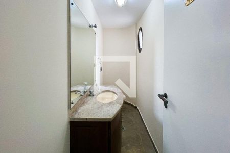 Lavabo de apartamento para alugar com 1 quarto, 75m² em Itaim Bibi, São Paulo