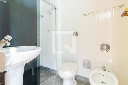 Apartamento à venda com 400m², 4 quartos e 2 vagasBanheiro da Suíte 1