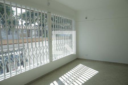 Sala 1 de casa à venda com 4 quartos, 375m² em Planalto Paulista, São Paulo