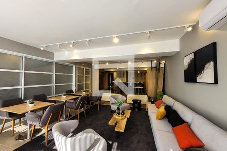 Studio para alugar com 34m², 1 quarto e sem vaga Studio para alugar com 34m², 1 quarto e sem vagaSalão de Festas