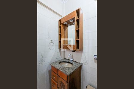 Apartamento para alugar com 70m², 2 quartos e 1 vaga Apartamento para alugar com 70m², 2 quartos e 1 vagaBanheiro