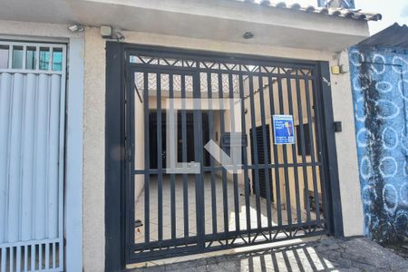 Casa para alugar com 265m², 3 quartos e 3 vagas Casa para alugar com 265m², 3 quartos e 3 vagasFachada