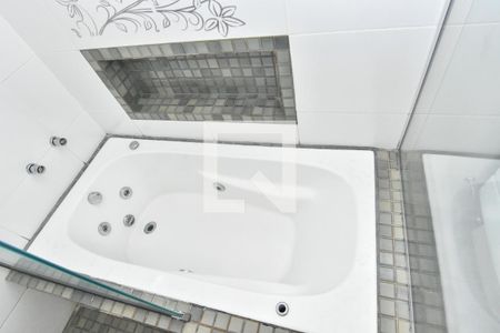 Casa para alugar com 265m², 3 quartos e 3 vagas Casa para alugar com 265m², 3 quartos e 3 vagasBanheiro da Suíte