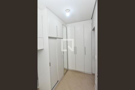 Casa para alugar com 265m², 3 quartos e 3 vagas Casa para alugar com 265m², 3 quartos e 3 vagasQuarto 3