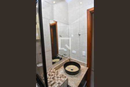 Casa para alugar com 265m², 3 quartos e 3 vagas Casa para alugar com 265m², 3 quartos e 3 vagasBanheiro