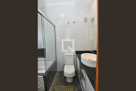 Casa para alugar com 265m², 3 quartos e 3 vagas Casa para alugar com 265m², 3 quartos e 3 vagasBanheiro da Suíte