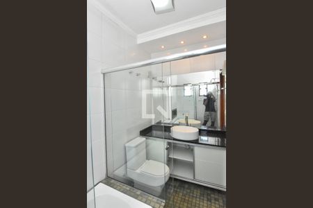 Casa para alugar com 265m², 3 quartos e 3 vagas Casa para alugar com 265m², 3 quartos e 3 vagasBanheiro da Suíte