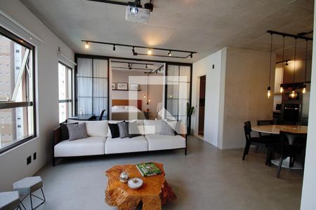 Sala  de apartamento à venda com 1 quarto, 70m² em Jardim Fonte do Morumbi, São Paulo