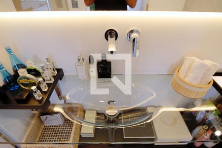 Apartamento à venda com 70m², 1 quarto e 1 vagaBanheiro 