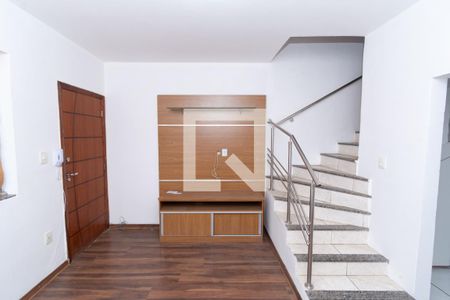 Casa de condomínio à venda com 94m², 2 quartos e 2 vagasSala