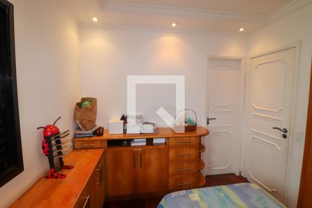 Apartamento à venda com 154m², 3 quartos e 3 vagas Apartamento à venda com 154m², 3 quartos e 3 vagasQuarto 2 - Suíte