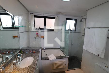 Apartamento à venda com 154m², 3 quartos e 3 vagas Apartamento à venda com 154m², 3 quartos e 3 vagasBanheiro da Suíte