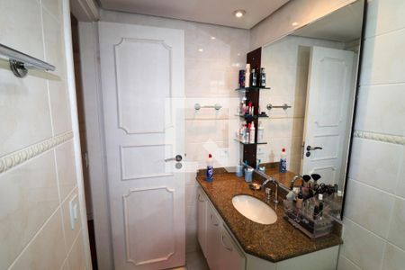 Apartamento à venda com 154m², 3 quartos e 3 vagas Apartamento à venda com 154m², 3 quartos e 3 vagasBanheiro da Suíte 2