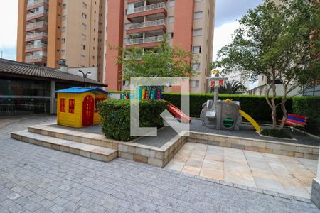 Apartamento à venda com 154m², 3 quartos e 3 vagas Apartamento à venda com 154m², 3 quartos e 3 vagasÁrea comum - Playground