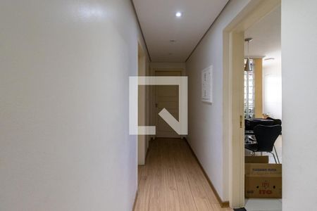 Corredor quartos de apartamento para alugar com 2 quartos, 80m² em Indianópolis, São Paulo