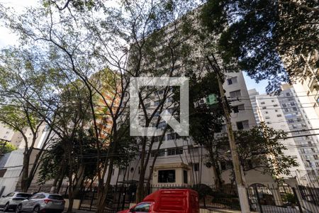 Apartamento para alugar com 80m², 2 quartos e 1 vaga Apartamento para alugar com 80m², 2 quartos e 1 vagaFachada