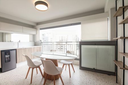 Varanda  de apartamento para alugar com 2 quartos, 68m² em Chácara Califórnia, São Paulo
