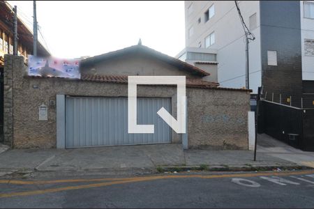 Casa para alugar com 4 quartos, 365m² em Santa Tereza, Belo Horizonte