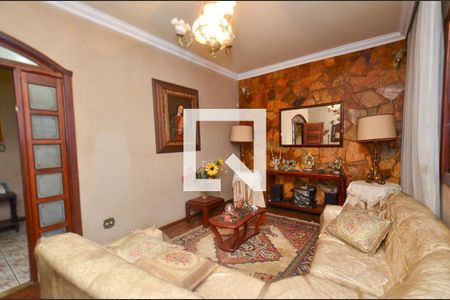Casa para alugar com 4 quartos, 365m² em Santa Tereza, Belo Horizonte