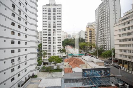 Apartamento à venda com 120m², 3 quartos e 2 vagas Apartamento à venda com 120m², 3 quartos e 2 vagasVista