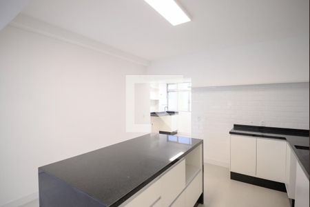 Apartamento à venda com 120m², 3 quartos e 2 vagas Apartamento à venda com 120m², 3 quartos e 2 vagasCozinha