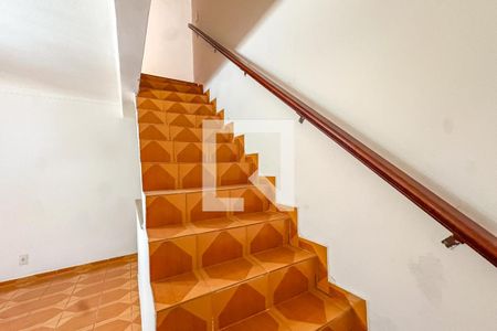 Escada de casa à venda com 3 quartos, 275m² em Vila Sao Jose, São Bernardo do Campo