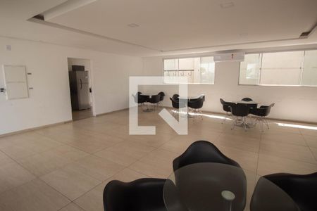 Apartamento para alugar com 48m², 2 quartos e 1 vaga Apartamento para alugar com 48m², 2 quartos e 1 vagaÁrea comum - Salão de festas