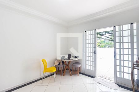 Sala de casa para alugar com 4 quartos, 139m² em Jardim Esmeralda, São Paulo