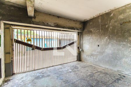 Casa para alugar com 140m², 3 quartos e 1 vaga Casa para alugar com 140m², 3 quartos e 1 vagaGaragem