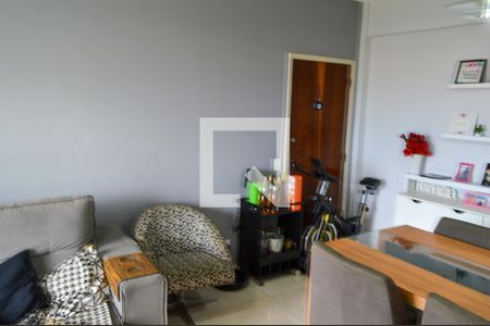 Sala de apartamento à venda com 3 quartos, 86m² em Tanque, Rio de Janeiro