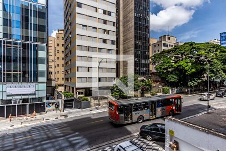 Apartamento para alugar com 147m², 3 quartos e sem vaga Apartamento para alugar com 147m², 3 quartos e sem vagaVista