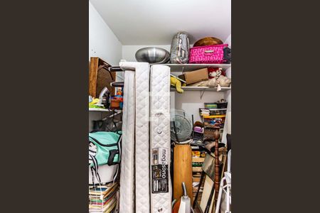 Apartamento para alugar com 147m², 3 quartos e sem vaga Apartamento para alugar com 147m², 3 quartos e sem vagaQuarto de serviço