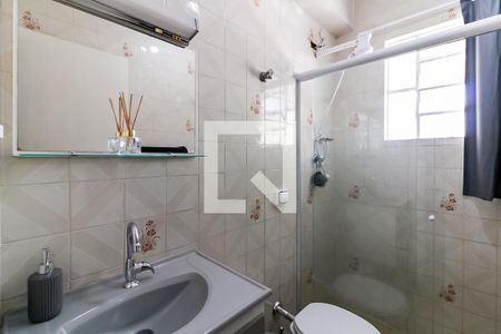 Casa à venda com 250m², 5 quartos e 8 vagas Casa à venda com 250m², 5 quartos e 8 vagasBanheiro do Quarto 1